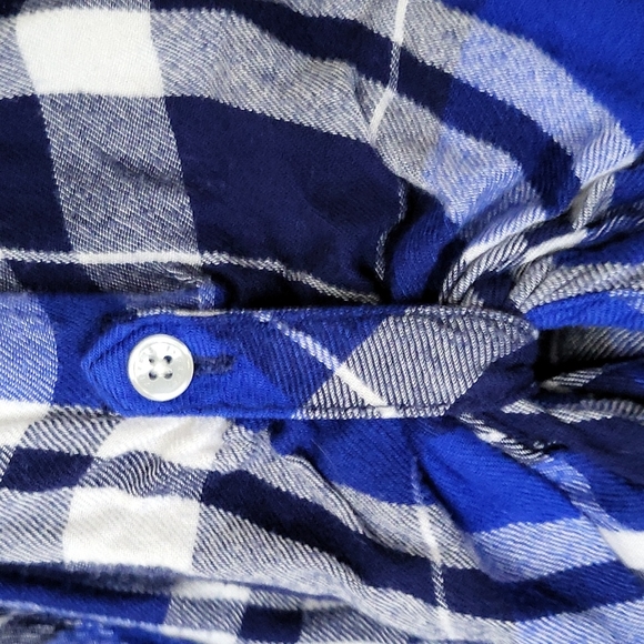 Express flannel shirt. - Picture 5 of 10